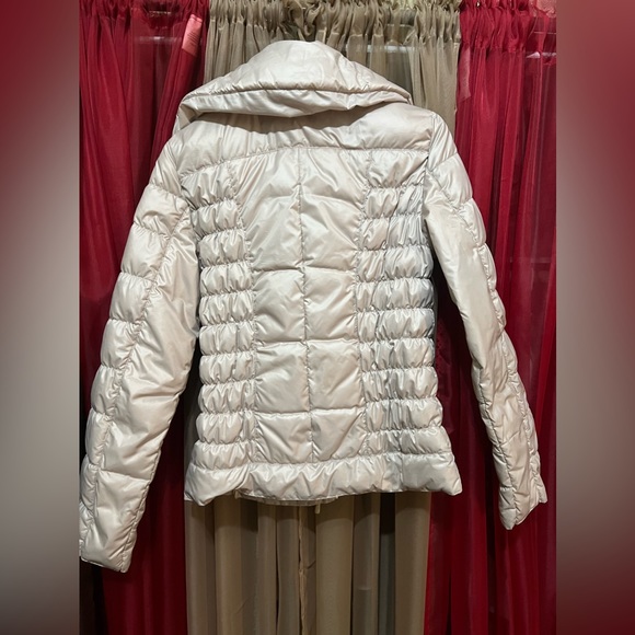 Puff Jacket - Picture 2 of 3